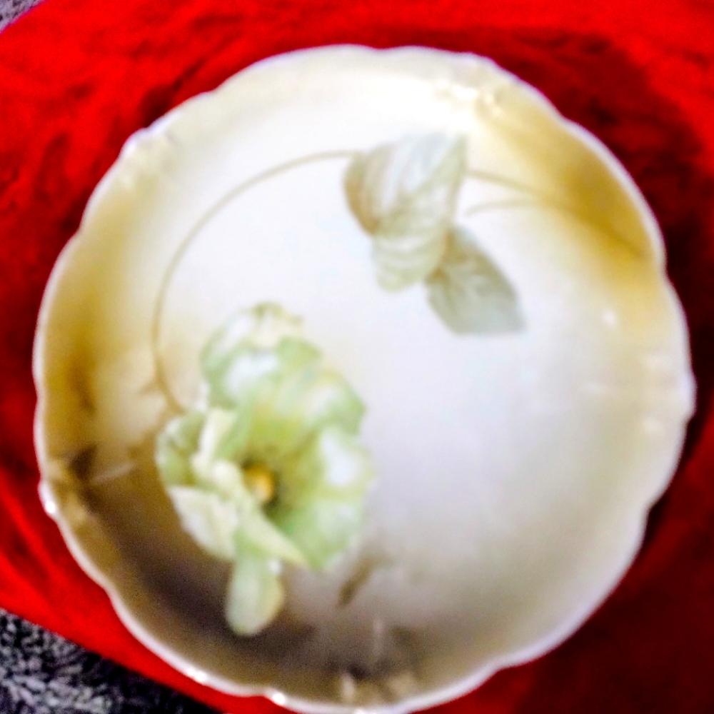 1 small butter, dessert plate from Germany